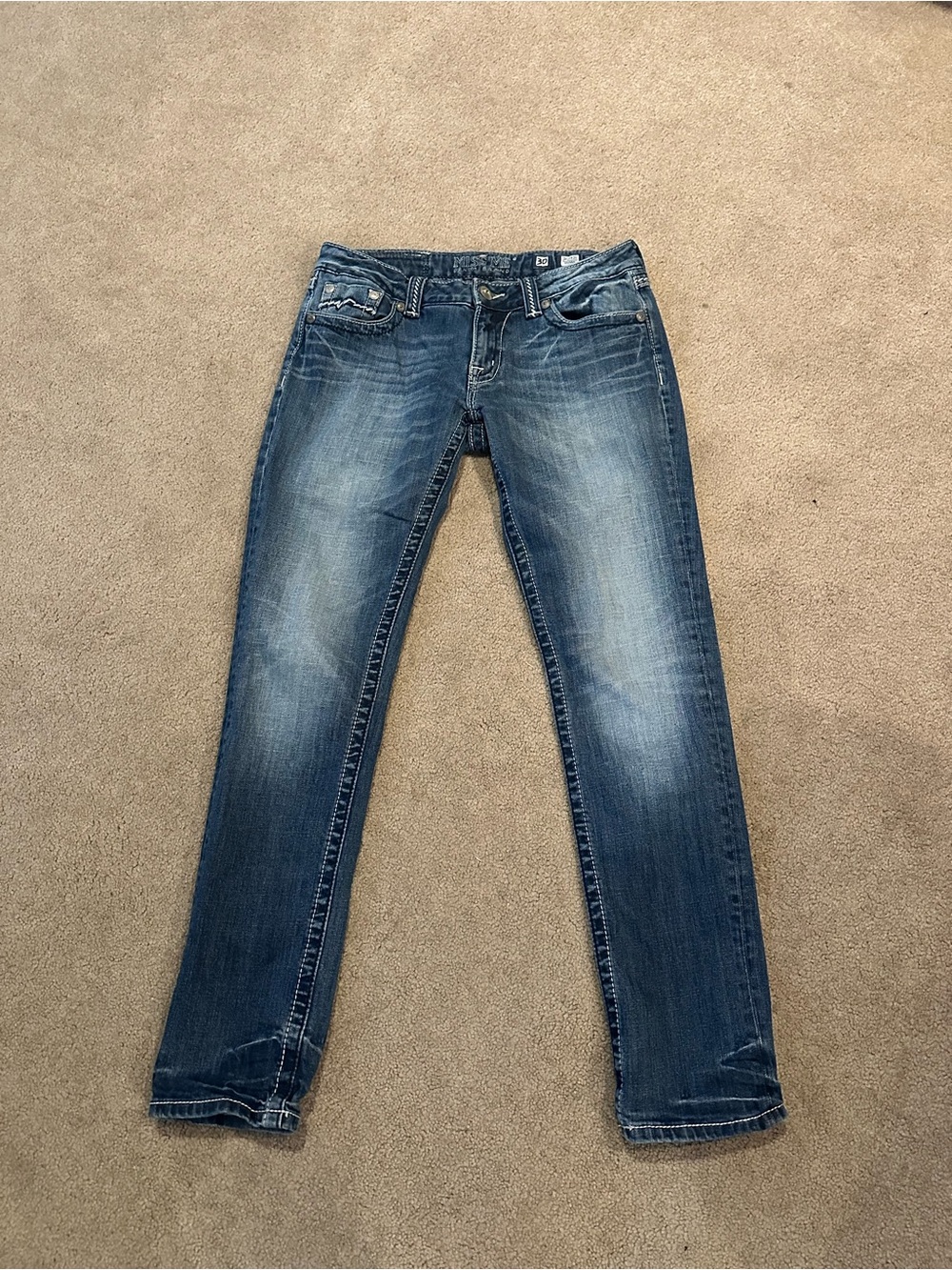 Miss Me Skinny Jeans in Washed Blue